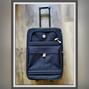 Traveler's Club Carry-on Suitcase